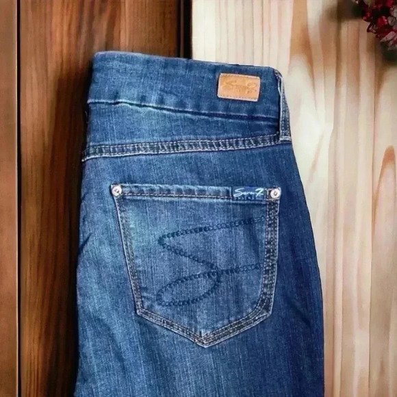 Seven7 Size 8 Women’s Tummyless High Rise Skinny Jeans. Tapered Ankle. - Picture 6 of 6